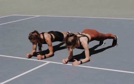 Как правильно делать и сколько стоять в планке