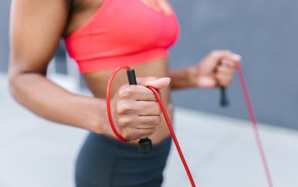 Прыжки на скакалке