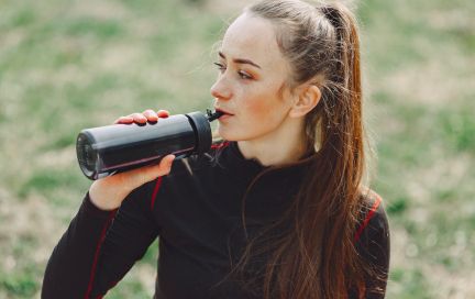 Изотоники — для чего, когда, сколько и как часто их пить, домашние рецепты