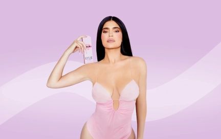 Что не так с филлерами Кайли Дженнер, и как сохранять лицо молодым