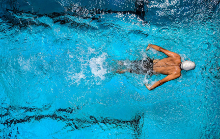 Как плавание влияет на организм женщины и мужчины