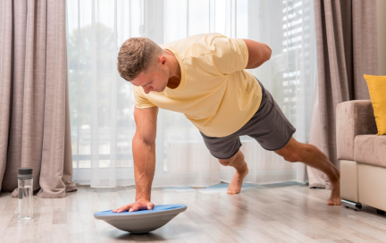 Упражнения на платформе BOSU — попробуй устоять!