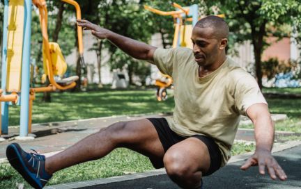 Приседания на одной ноге