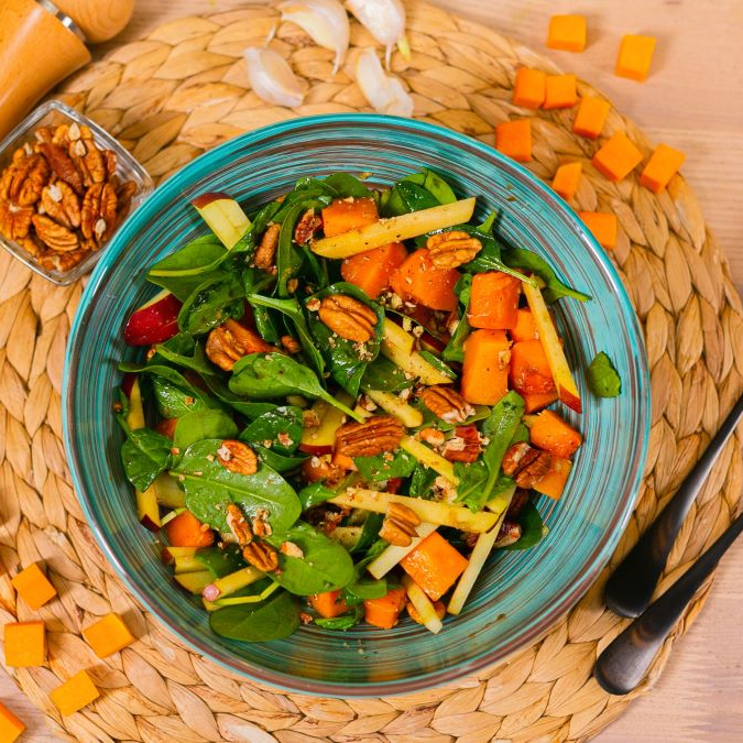 Салат с тыквой и яблоком