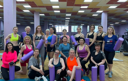 Тренировки, СПА и увлекательные экскурсии — как прошёл кемп «FitStars Вершина» с Ольгой Дерендеевой