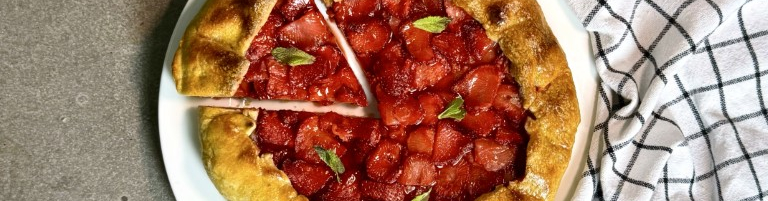 Галета с клубникой