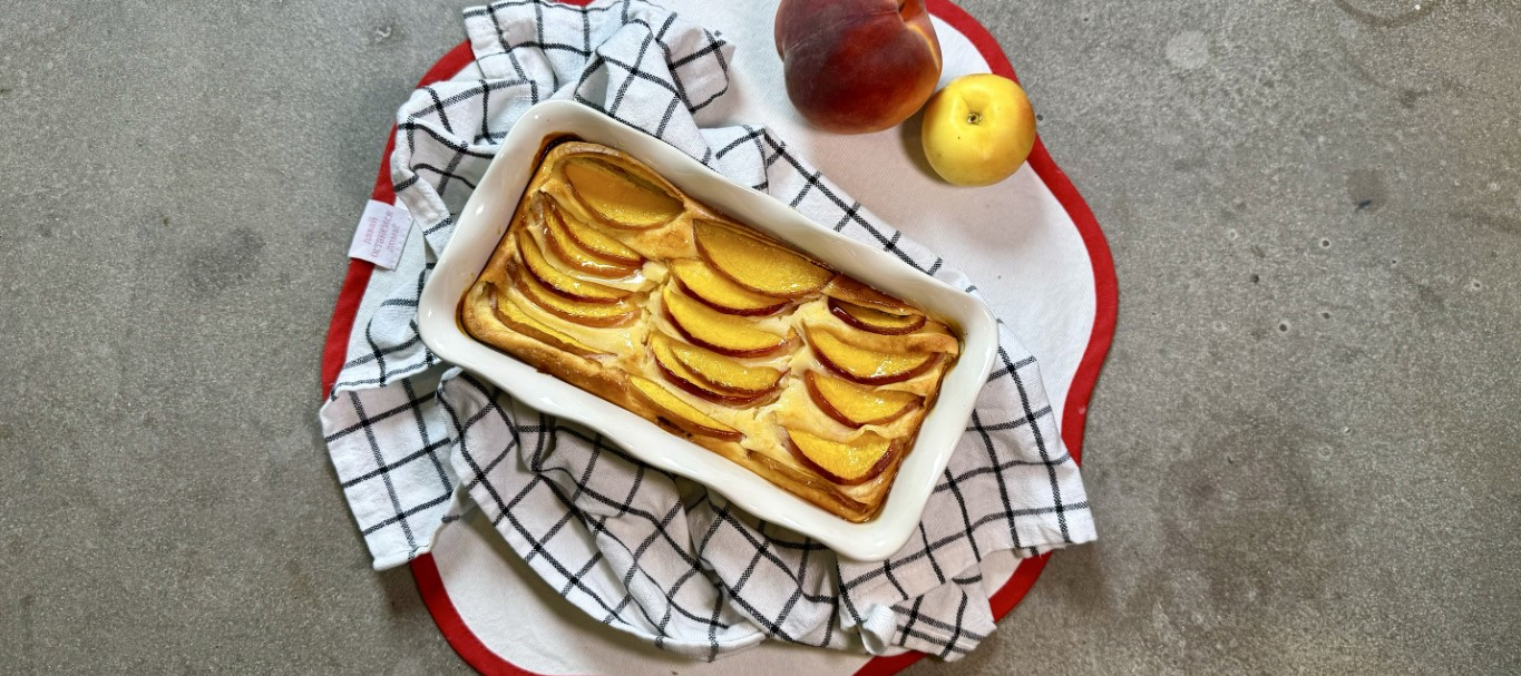 Запеканка с персиком