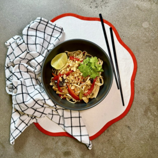 Вок с индейкой в соусе терияки