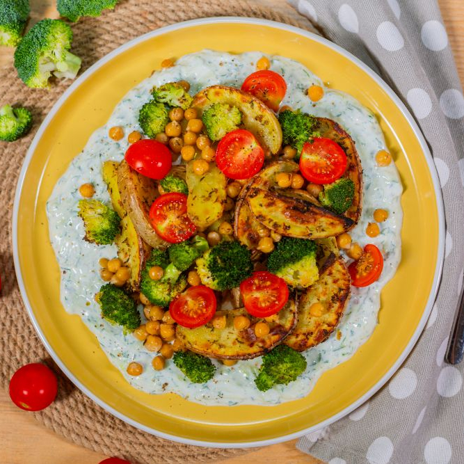 Запечённые овощи с дзадзики