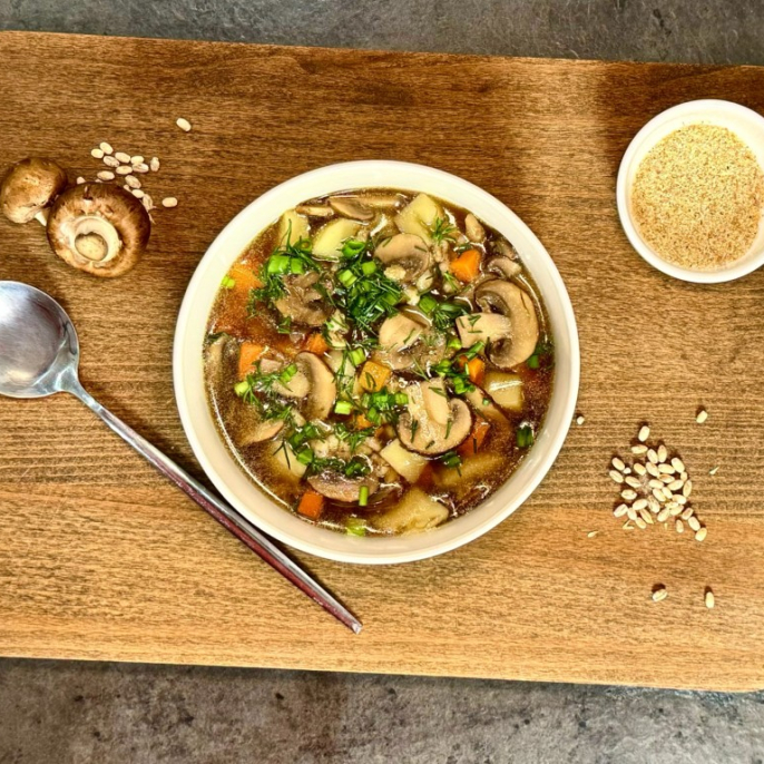 Постный грибной суп с перловкой