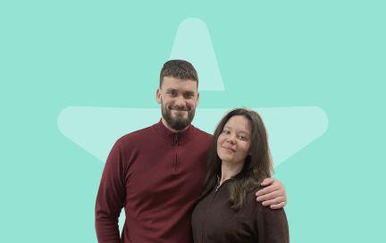 «Встаём в 6:20 и делаем йогу»: как Милана и Артём нашли альтернативу спортзалу