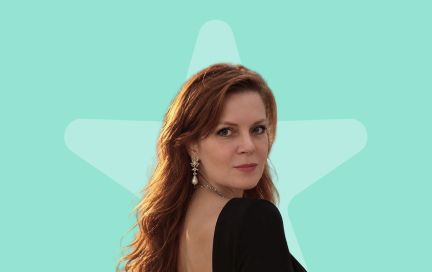 «Я снова могу взять малыша на руки»: как Анна Варчак справляется с болью в спине с помощью FitStars
